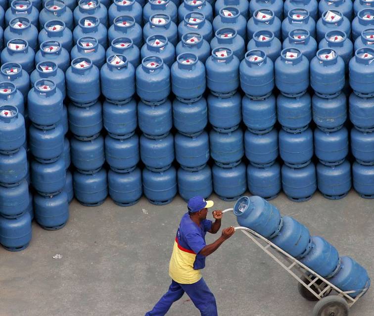 Botijão de gás de cozinha estará mais caro a partir de quarta-feira (17) no Piauí