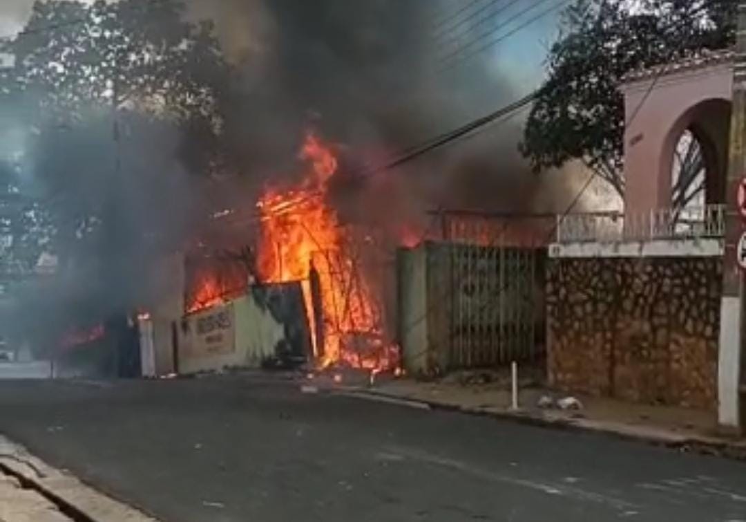 Incêndio no Centro de Teresina