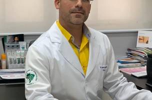 Médico dematologista (Foto: Ascom)