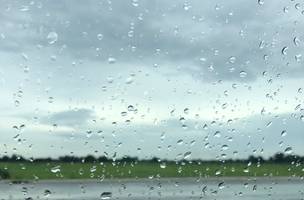 Previsão de chuva em Teresina (Foto: Luis Fernando Amaranes/ Correio Piauiense)