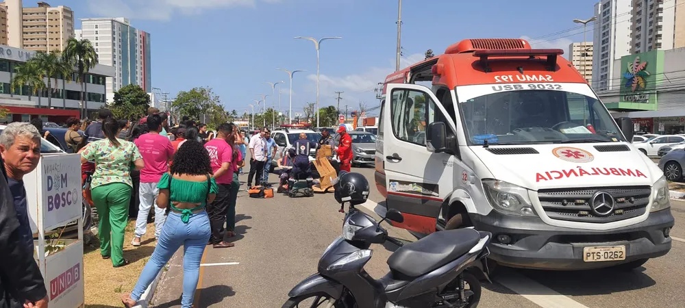 Estudante morre após ser atropelado por ônibus em avenida movimentada em São Luís.