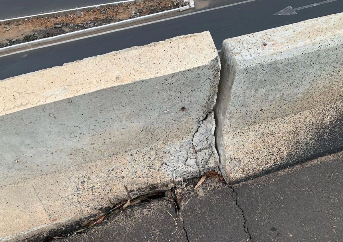 A DNIT afirmou, por meio de nota, que a rachadura não traz risco aos motoristas que trafegam pela região.