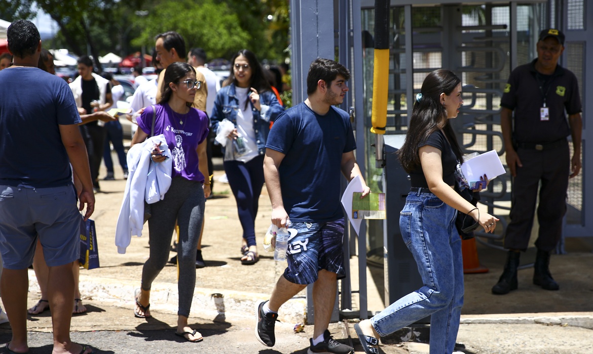 Provas serão aplicadas em 5 e 12 de novembro.
