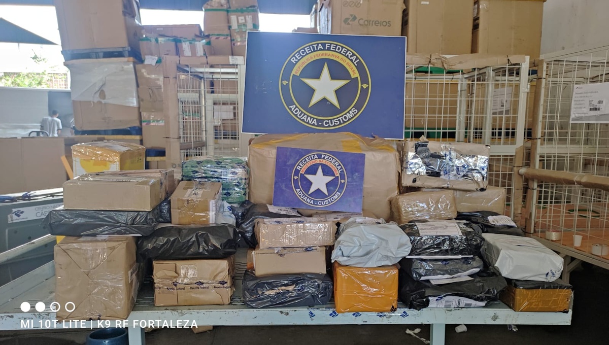 Receita Federal apreende mais de R$ 350 mil em drogas e mercadorias em Teresina.