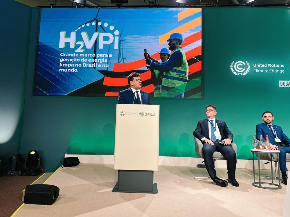 Governador do Piauí, Rafael Fonteles na COP 28 em Dubai, nos Emirados Árabes Unidos.