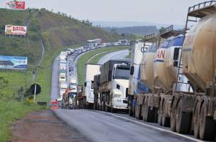 Portadores de carteiras C, D e E deverão atualizar exame toxicológico até dia 28. (Foto: Agência Brasil)