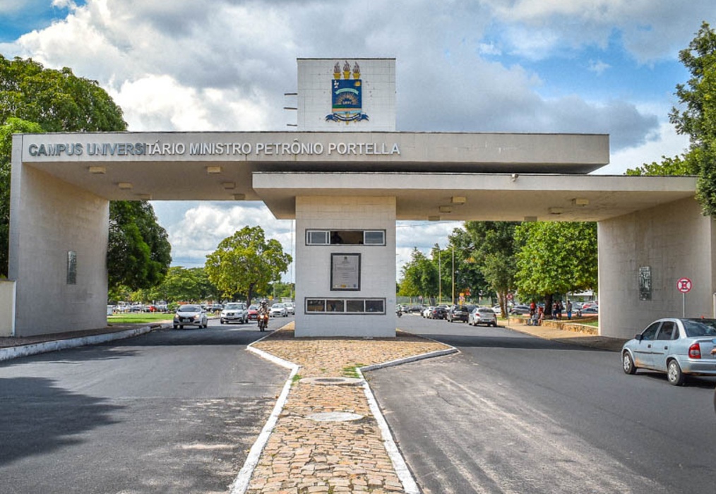 Universidade Federal do Piauí (UFPI).