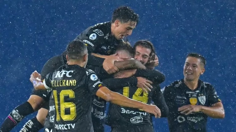 Carabajal fez o gol da vitória do Del Valle contra o Flamengo