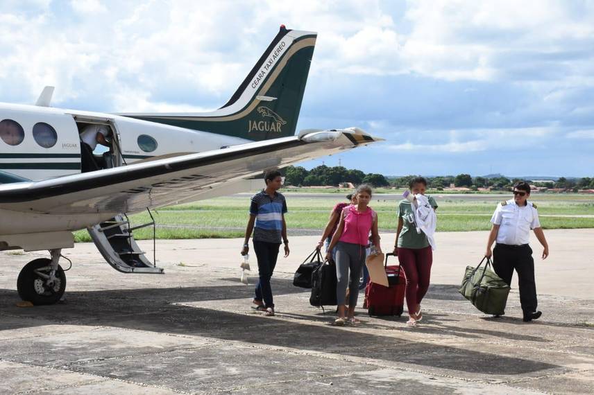 Chegada dos corpos de piauienses e familiares no Aeroporto de Teresina