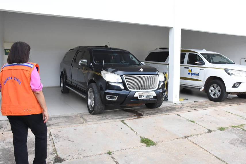 Chegada dos corpos de piauienses e familiares no Aeroporto de Teresina