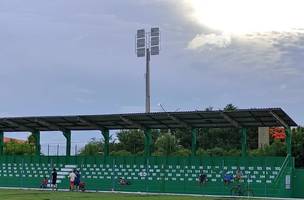 Estádio Pedro Alelaf em Parnaíba. (Foto: Felipe Cruz)