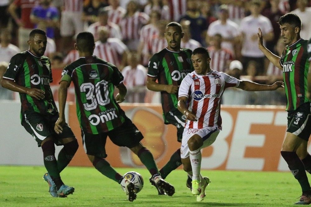 Fluminense-PI joga mal e chega a sua primeira derrota.