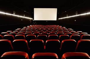 Sala de cinema e exibição de filme promocional (Foto: Foto/Divulgação)