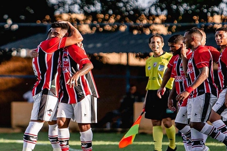 Partida do River e Fluminense-PI