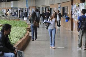 Prazo para instituições públicas aderirem ao Sisu começa nesta segunda. (Foto: Agência Brasil)