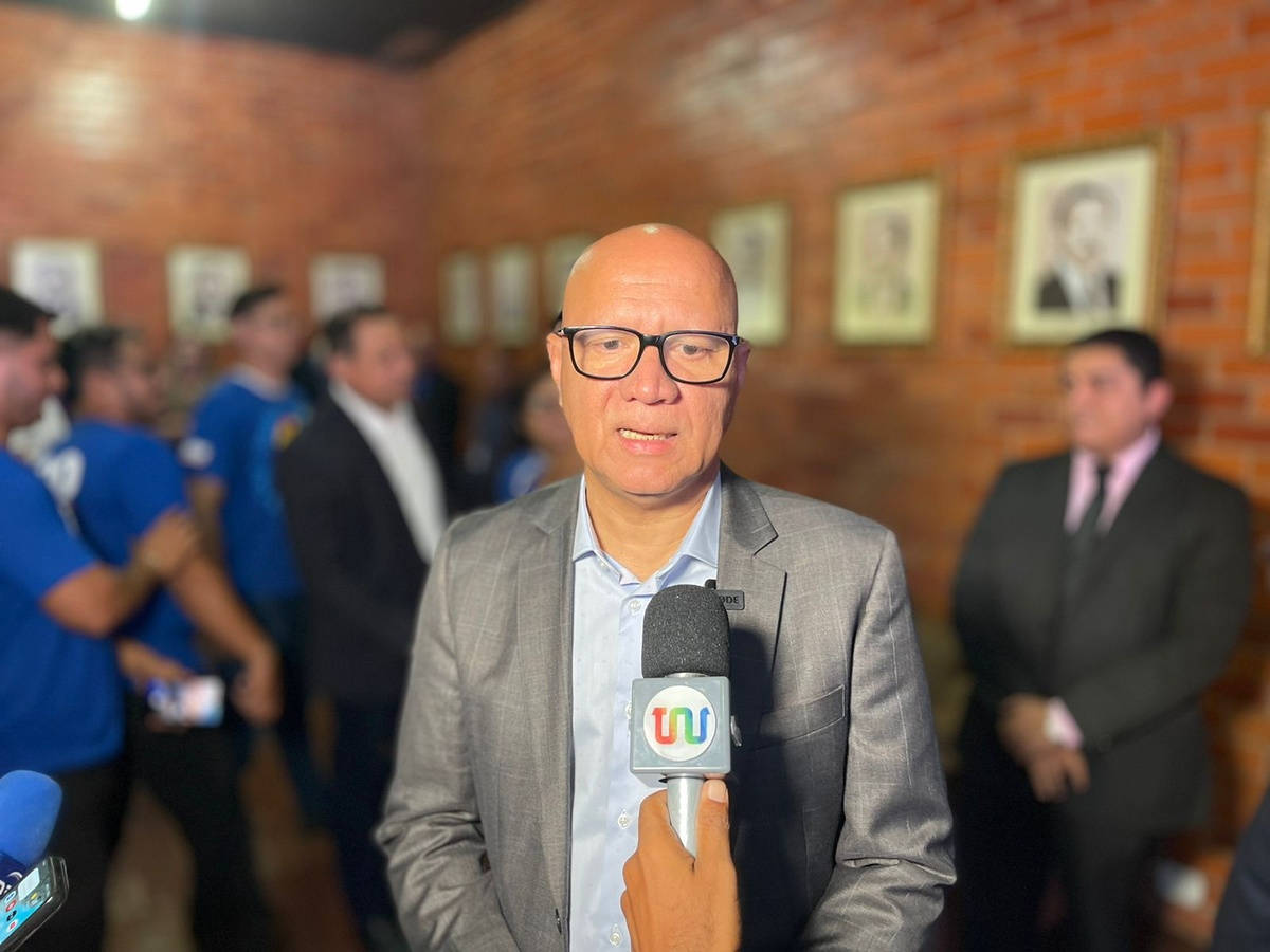 Presidente da Alepi, deputado estadual Franzé Silva (PT).