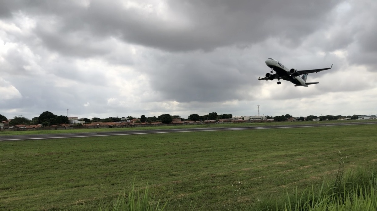Aeroporto de Teresina alerta para o risco de queimadas