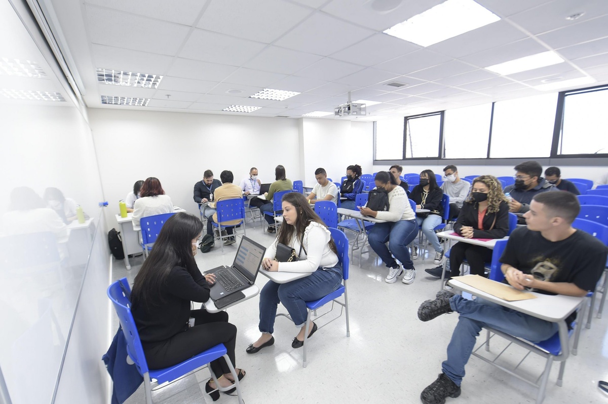 CIEE abre 42 vagas de estágio e jovem aprendiz em Teresina.