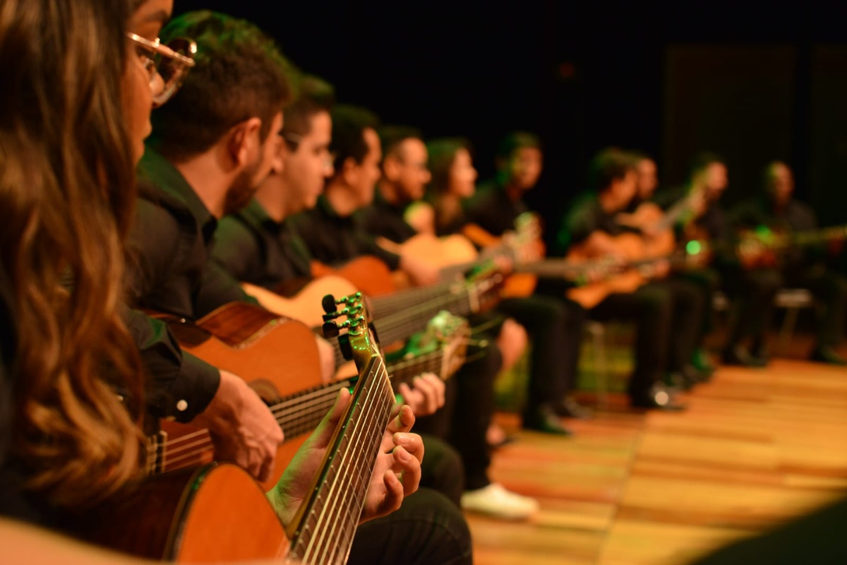 Inscrições abertas para curso de violão no Palácio da Música em Teresina.