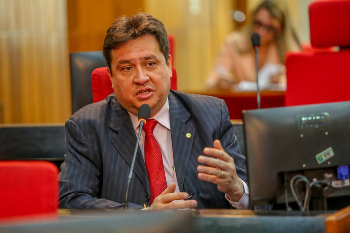 Deputado estadual, Nerinho, do PT.