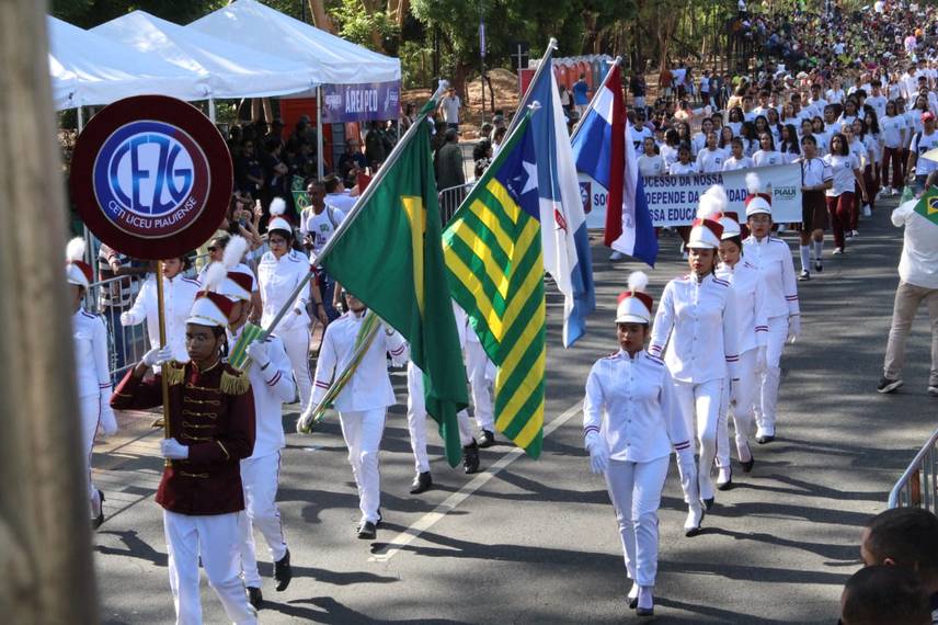 Desfile Cívico-Militar de 7 de Setembro na cidade de Teresina.