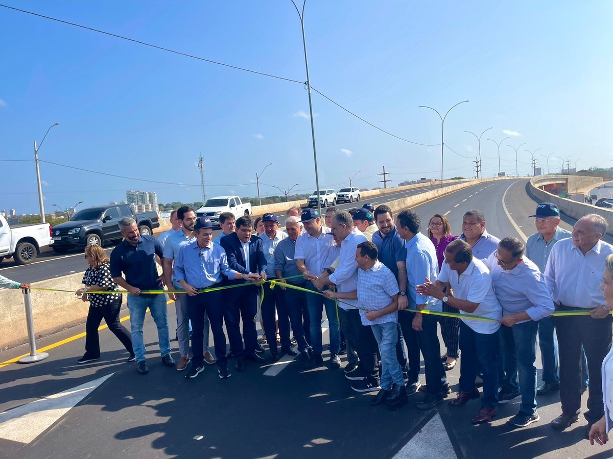 Inauguração do Viaduto do mercado do Peixe em Teresina.