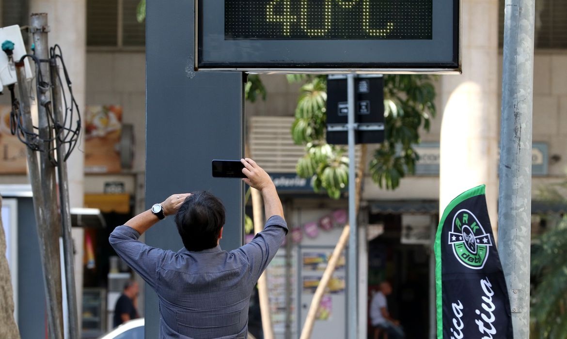 Ondas de calor devem atingir o Piauí com máximas passando de 40°C.