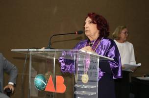 Fides Angélica toma posse como primeira mulher presidente da APL. (Foto: Reprodução / Redes Sociais)