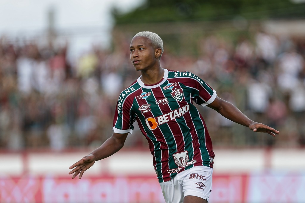 Isaac, atacante piauiense do Fluminense.