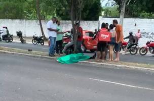 O acidente aconteceu na tarde desta sexta-feira (12), na Avenida Dom Severino. (Foto: Reprodução/ Internet)