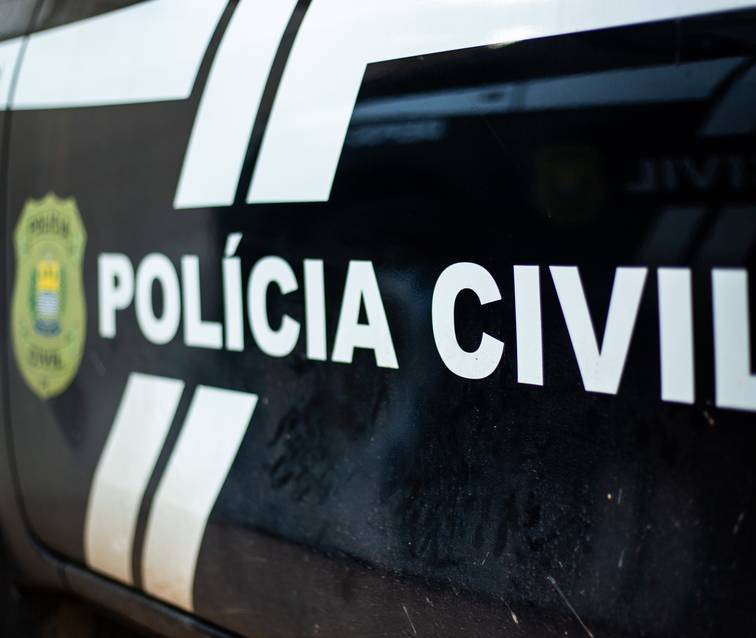 Operação contra tráfico apreende crack, cocaína e animais em cativeiro