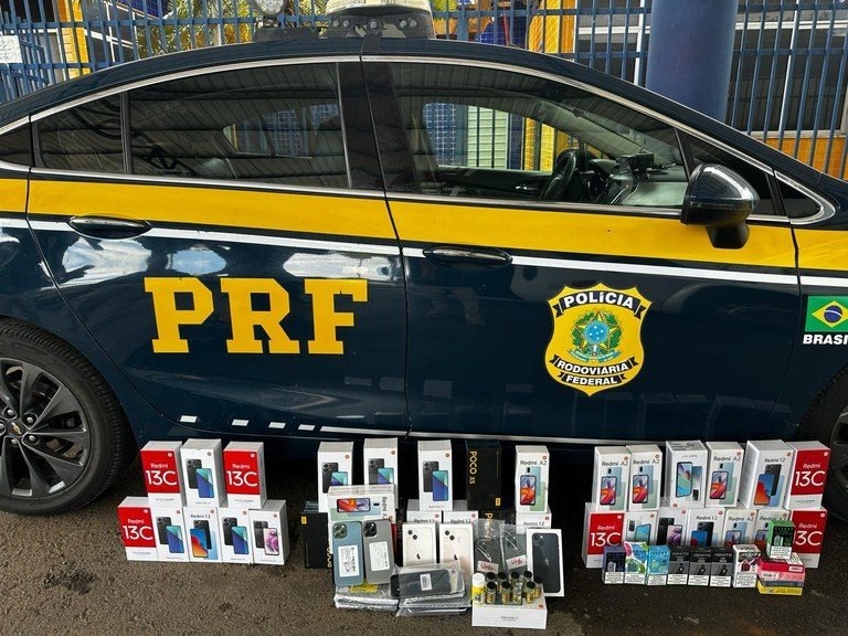 PRF apreende mercadorias contrabandeadas com destino ao Piauí