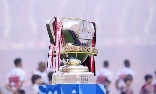 Taça da Copa do Brasil 2023.
