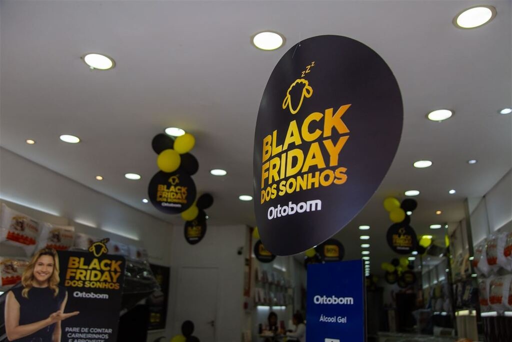 Comércio no Piauí terá horário especial durante a Black Friday.