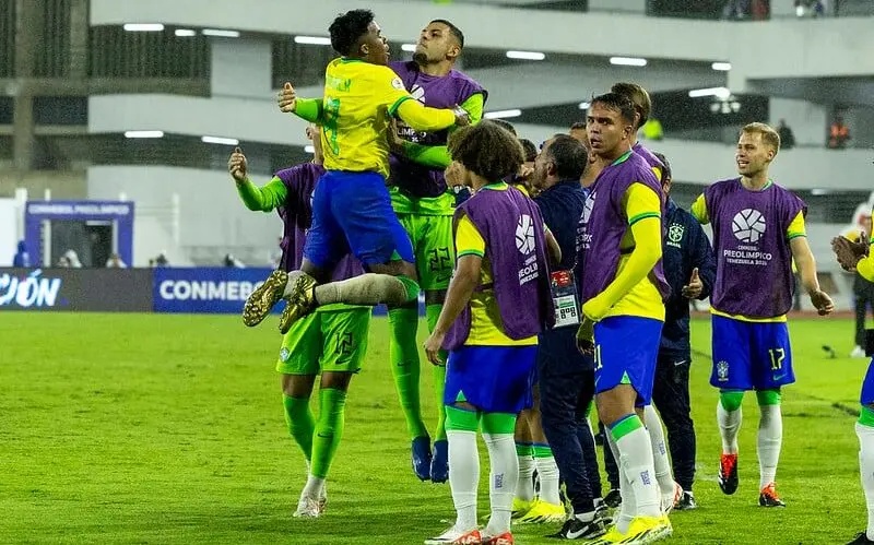 Brasil vence a Venezuela e respira no Pré-Olímpico.