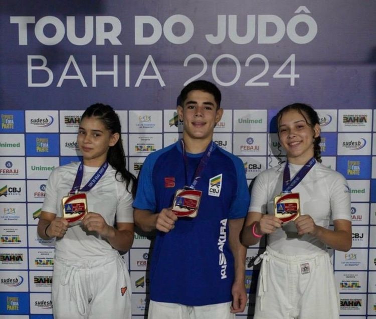 Judocas piauienses brilham na Copa Bahia Open com conquistas expressivas.