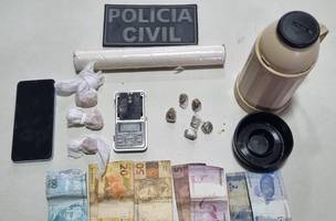 Mulher é presa por tráfico de drogas em Teresina. (Foto: Divulgação/ ASCOM)