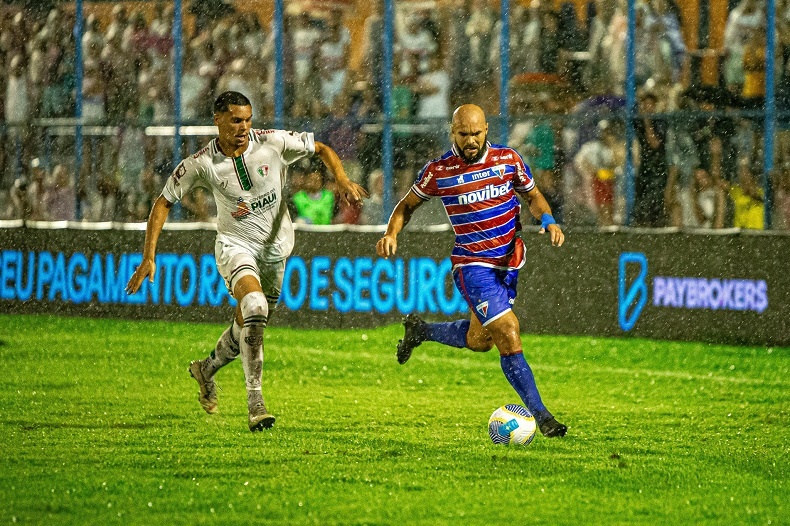 Fluminense e Fortaleza.