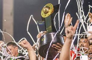 Taça do Campeonato Piauiense. (Foto: Divulgação/FFP)