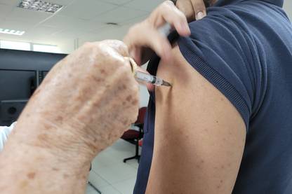 Vacina contra o vírus Influenza.