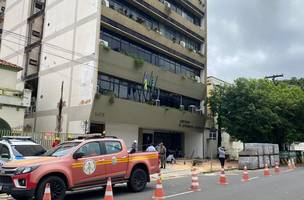 Edifício prédio Dona Antonieta Araújo. (Foto: Narcílio Costa/ Correio Piauiense)