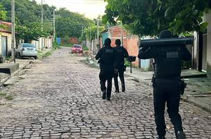 Operação contra tráfico de drogas cumpre 16 mandados em Teresina. (Foto: Divulgação/ SSP-PI)