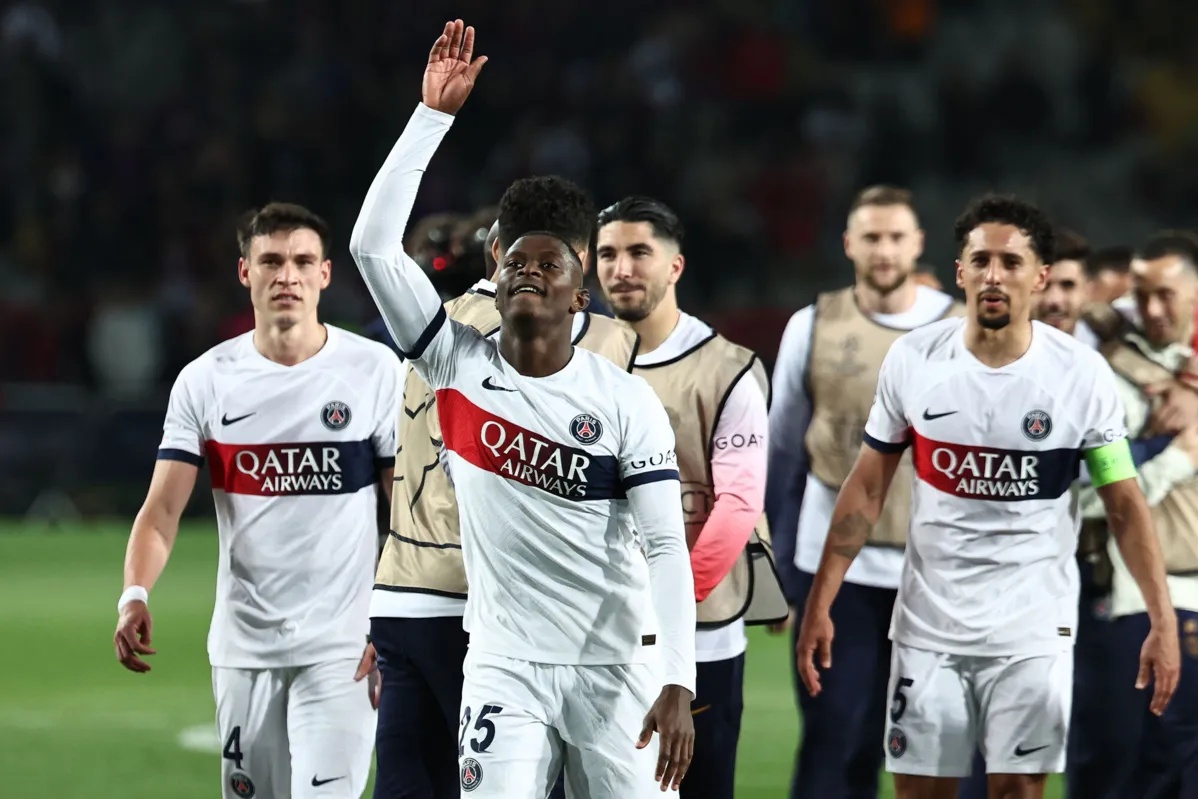 PSG classificado para as semifinais.