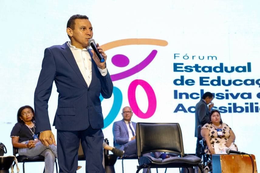 Secretário de Estado para Inclusão da Pessoa com Deficiência, Mauro Eduardo.