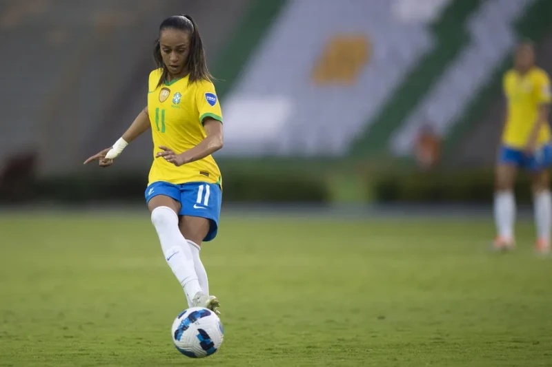 Adriana Maga é convocada para amistosos da seleção brasileira.