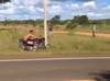 Jovem perde controle de moto durante racha no interior do Piauí; veja o vídeo