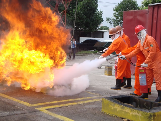 Brigadista de incêndio.