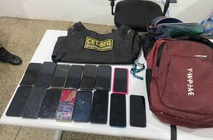 Celulares roubados na zona sudeste de Teresina. (Foto: Ascom/SSP)