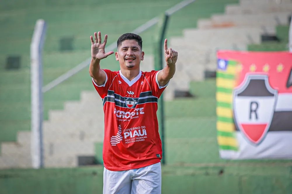 Tocantinópolis x River-PI - Série D do Brasileiro 2024 - Felipe Pará comemora gol.
