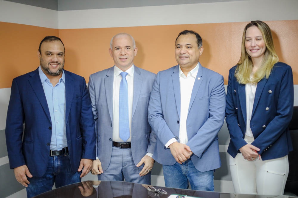 Cerimônia realizada na sala da Diretoria Geral da Alepi.